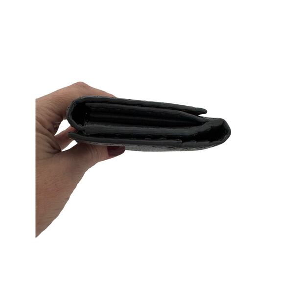 FENW42: Fendi Black Leather Turn-Lock Wallet - Picture 5 of 10